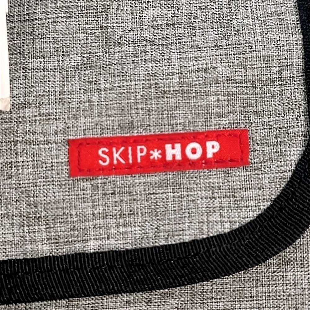 Skip hop 2 in 1 changing station gray melange NWT